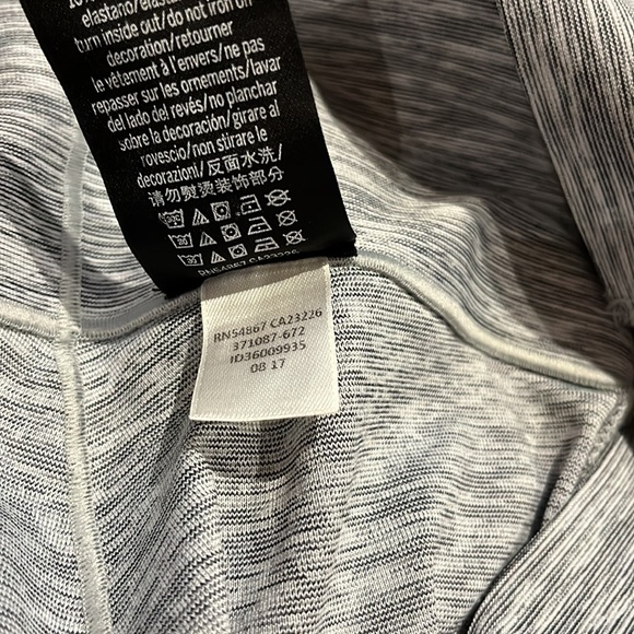 Victoria’s Secret Ultimate high waist bonded Pink leggings - Picture 11 of 12